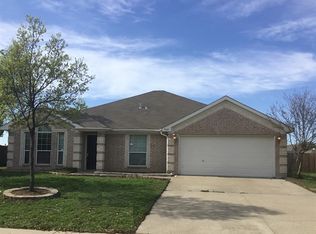 962 Joshua Dr, Burleson, TX 76028