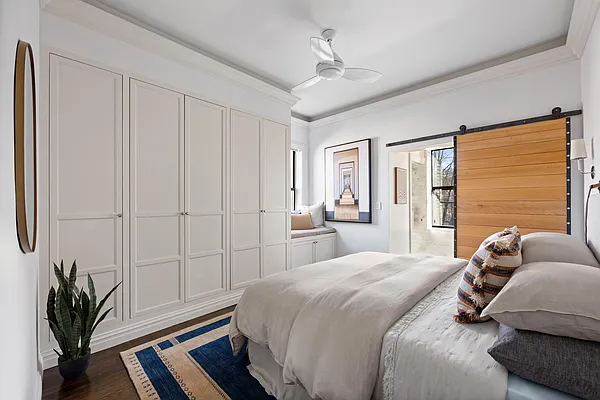 Sold by Compass | media 7