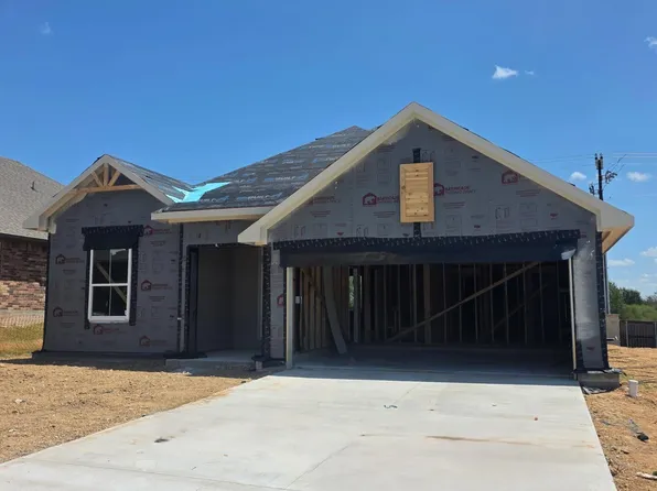 896 Wild Vine Pass, Brenham, TX 77833