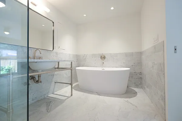 Rented by Owner | media 17