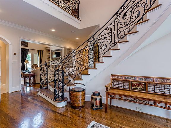 4th image of 25310 Willow Peak Ln