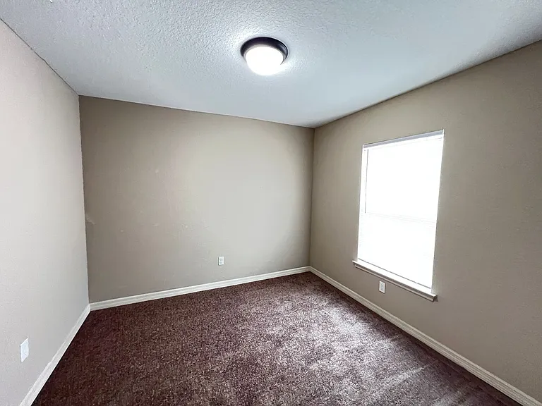 485 Marion Oaks Ln — Photo 14