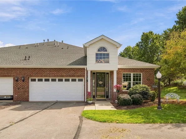 1503 Union Ct, Valencia, PA 16059