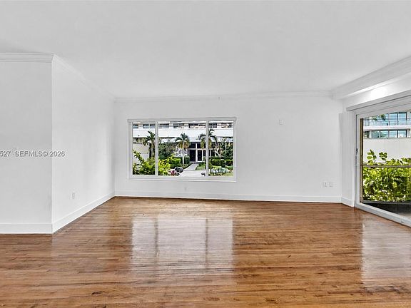 4th image of 9200 E Bay Harbor Dr APT 1