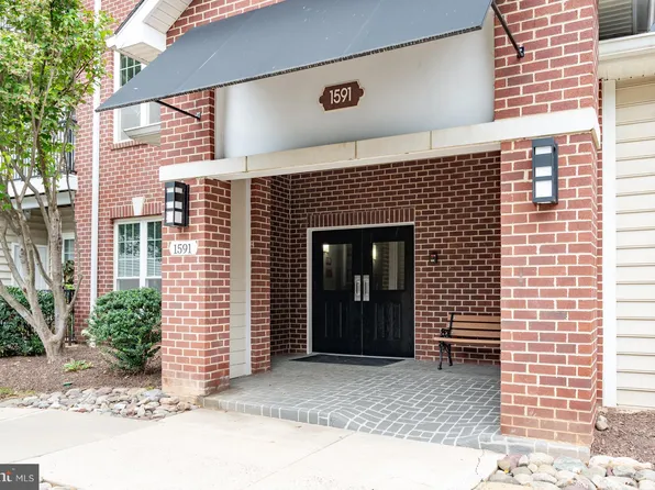 1591 Spring Gate Dr Unit 3210, Mc Lean, VA 22102