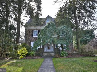 1000 Sharpless Rd, Melrose Park, PA 19027