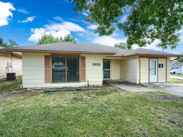 3135 Maple Ave, Greenville, TX 75402