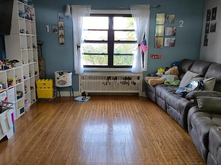 501 N Park Ave — Photo 2