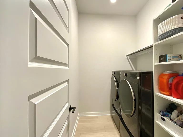 243 Kings Pine Dr — Photo 24