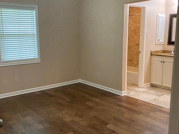 5th image of 706 Idlewood Blvd