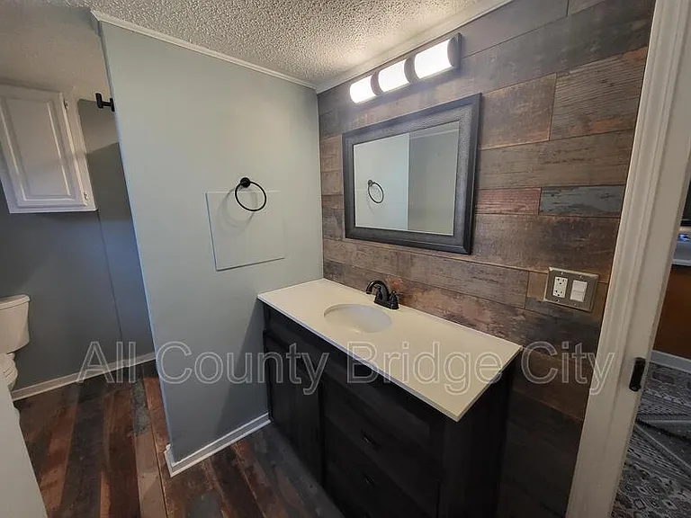 311 Retreat St — Photo 16