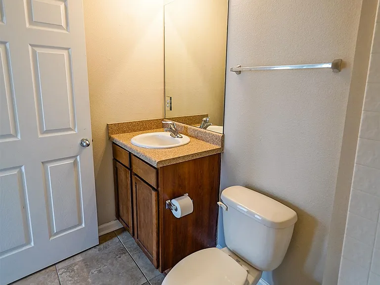 2400 Fred Smith Rd #204 — Photo 29
