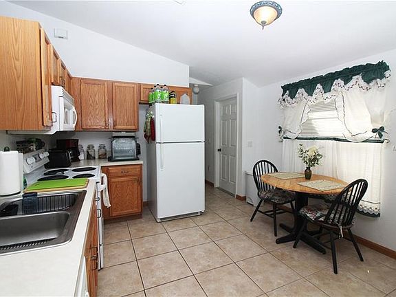 3rd image of 7134 Cork Ln