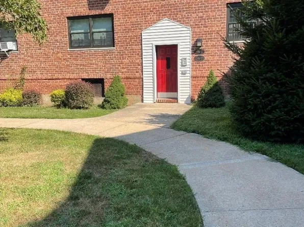 156-17 80 Street #1L, Howard Beach, NY 11414