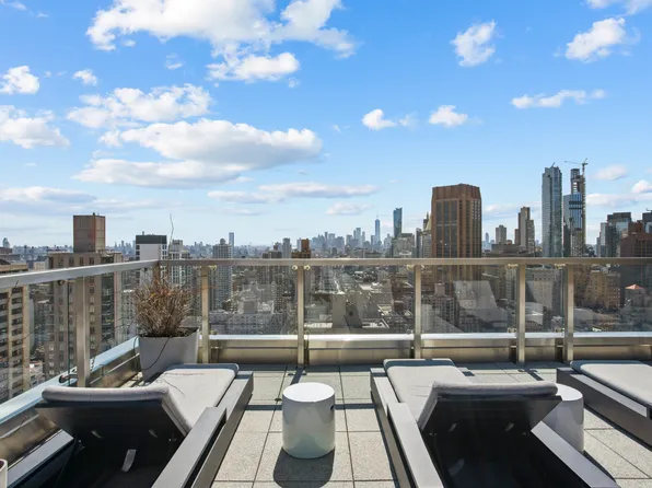 325 Lexington Avenue image 11 of 11