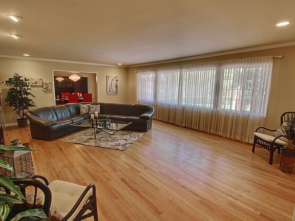 2nd image of 9600 La Alba Dr