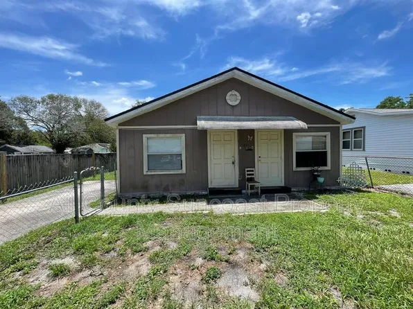 1830 27th Ave N APT E, Saint Petersburg, FL 33713
