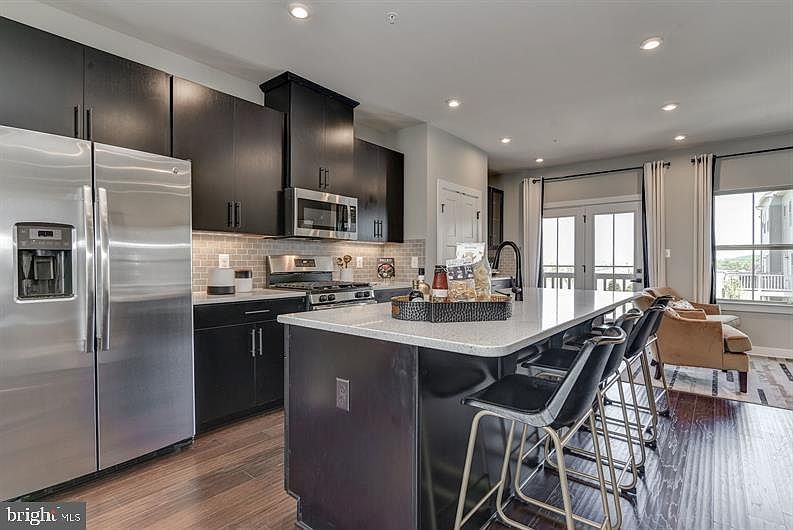 8274 Goldstone Court Strauss #804A 3 Hyattsville MD 20785 Zillow