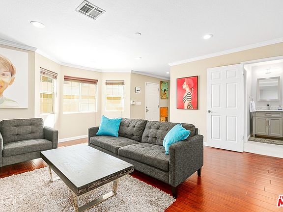 2nd image of 333 E Hazel St APT 4