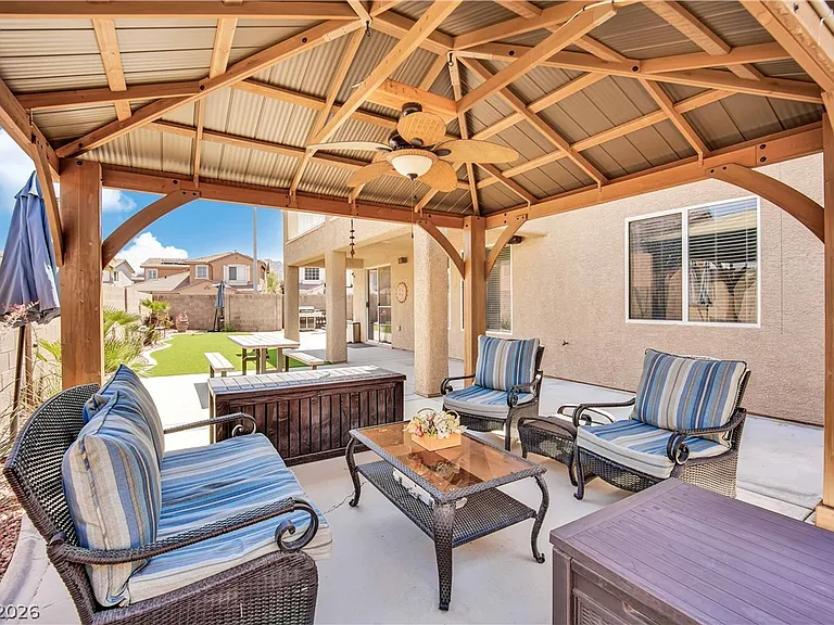 668 Sunrise Lake Pl — Photo 33