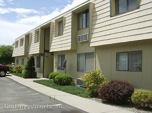 4th image of 1201 River Dr APT 24
