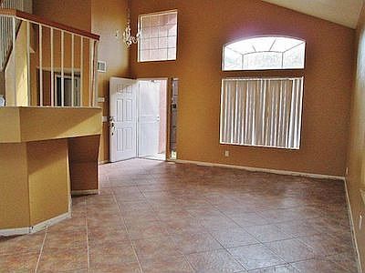 2nd image of 1423 Vanessa Ln