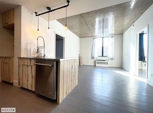 68 Box St #3H, Brooklyn, NY 11222