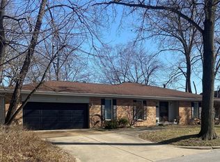 2776 Smiley Rd, Maryland Heights, MO 63043