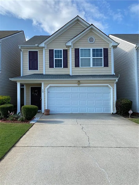 195 Crestfield Cir photo 1