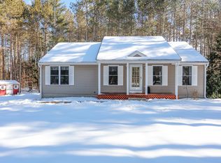 42 Depot Rd, Epping, NH 03042