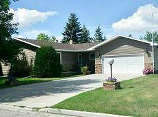 103 13th Ave, Langdon, ND 58249