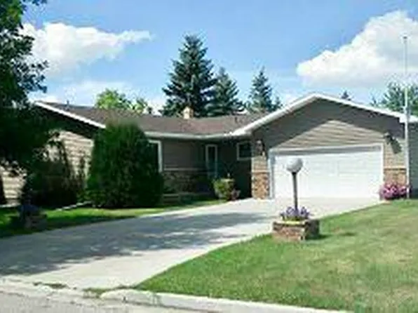 103 13th Ave, Langdon, ND 58249