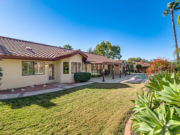 3rd image of 2336 Cortina Cir