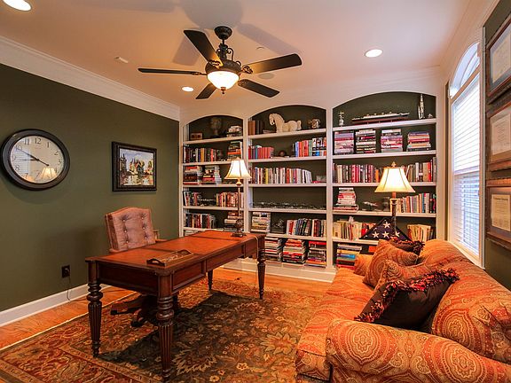 5th image of 2043 Catalina Way
