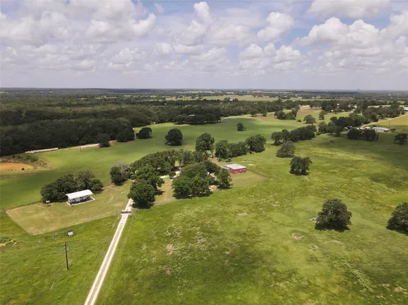 11009 N Highway 77, Lexington, TX 78947