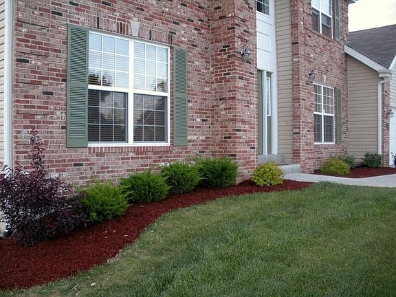 Side Front View - Spring 09