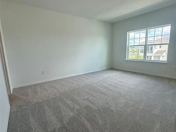 4th image of 15196 Blue Peacock Ln