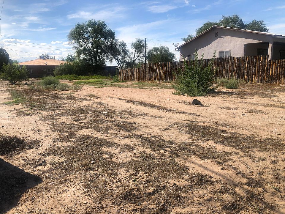 2nd image of 701 N 5th St