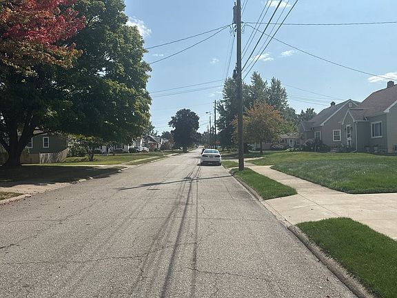 5th image of 3308 Harvard Rd