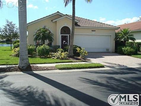 Great exec home on lake!  Fantastic buy!