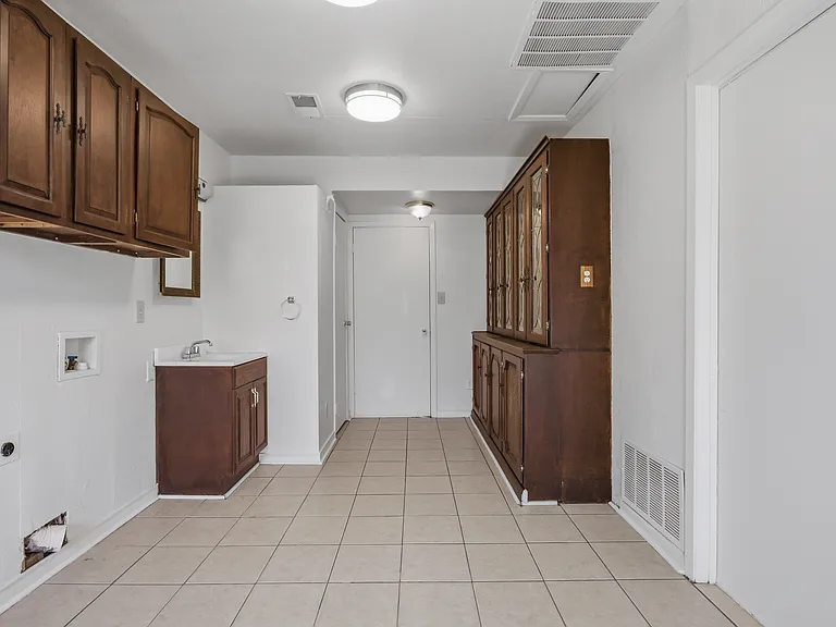 15721 Mapleview Cir — Photo 15