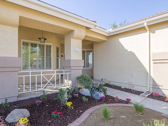 5th image of 23511 Mountainside Ct