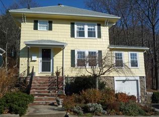 53 Burpee Rd, Swampscott, MA 01907