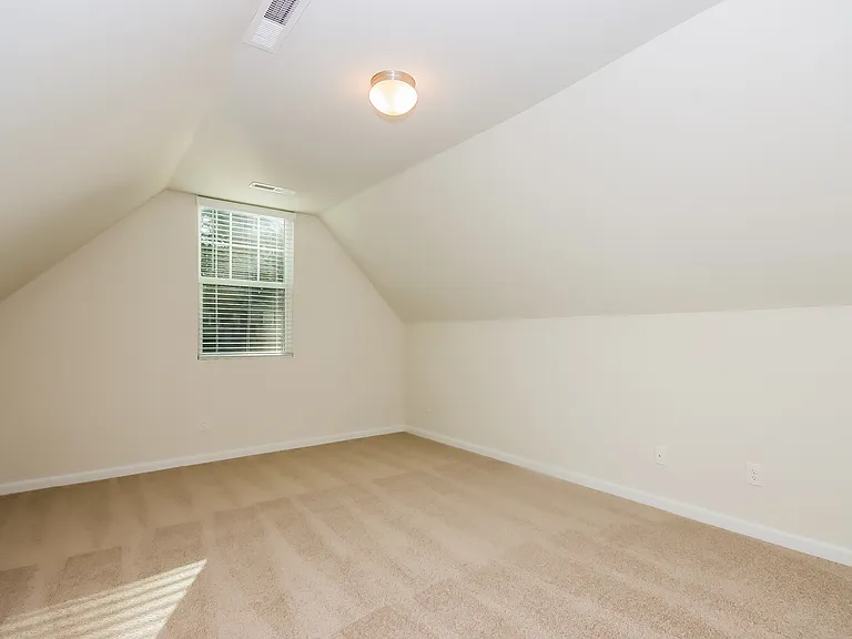 176 Nottingham Cir — Photo 12