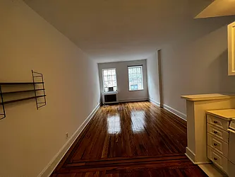 Rented by Salon Realty Corp