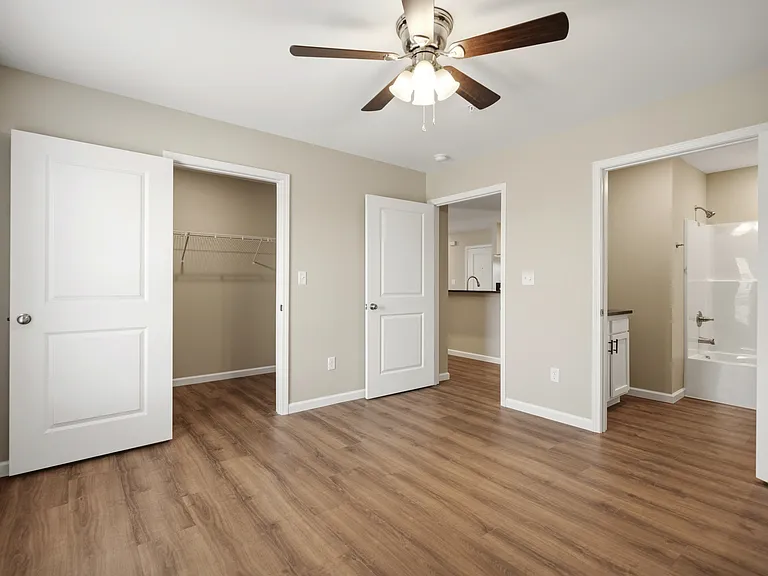 2319 Lantern Ridge Dr — Photo 11