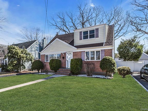 2nd image of 1844 Old Mill Road