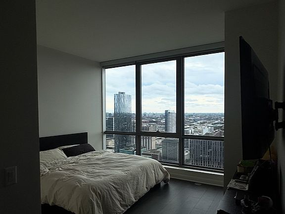3rd image of 118 N Peoria St #3307
