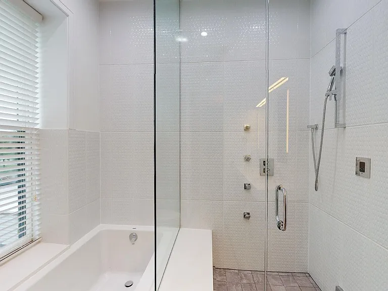 3967 S Drexel Blvd — Photo 14
