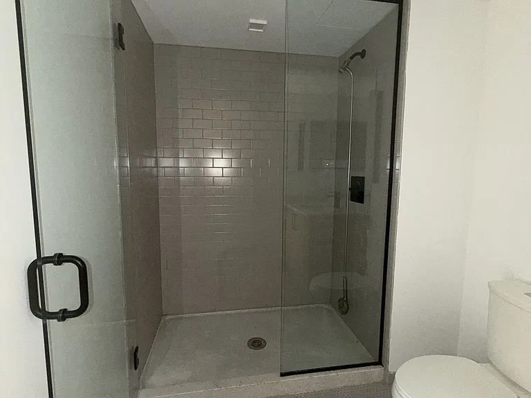 82-83 Gardner St #U306 — Photo 8